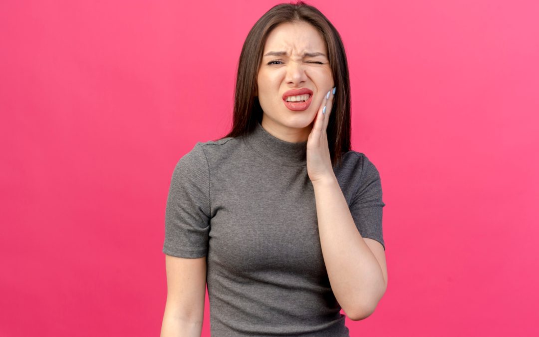 Periodontal Disease 101: Early Signs and How Treatment Can Save Your Smile